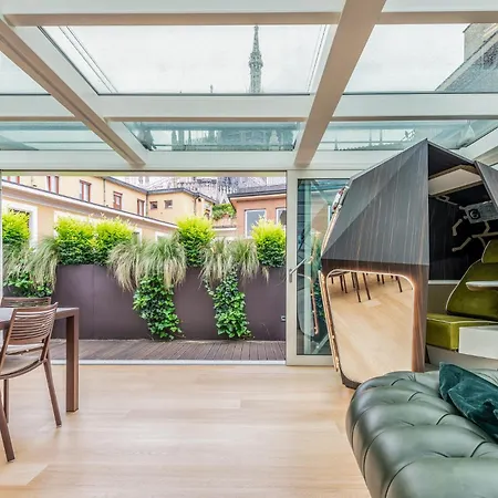 Super Luxury Penthouse Piazza Duomo * Милан