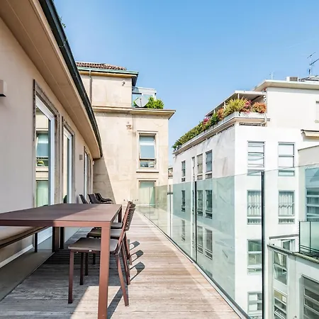 Super Luxury Penthouse Piazza Duomo * Милан